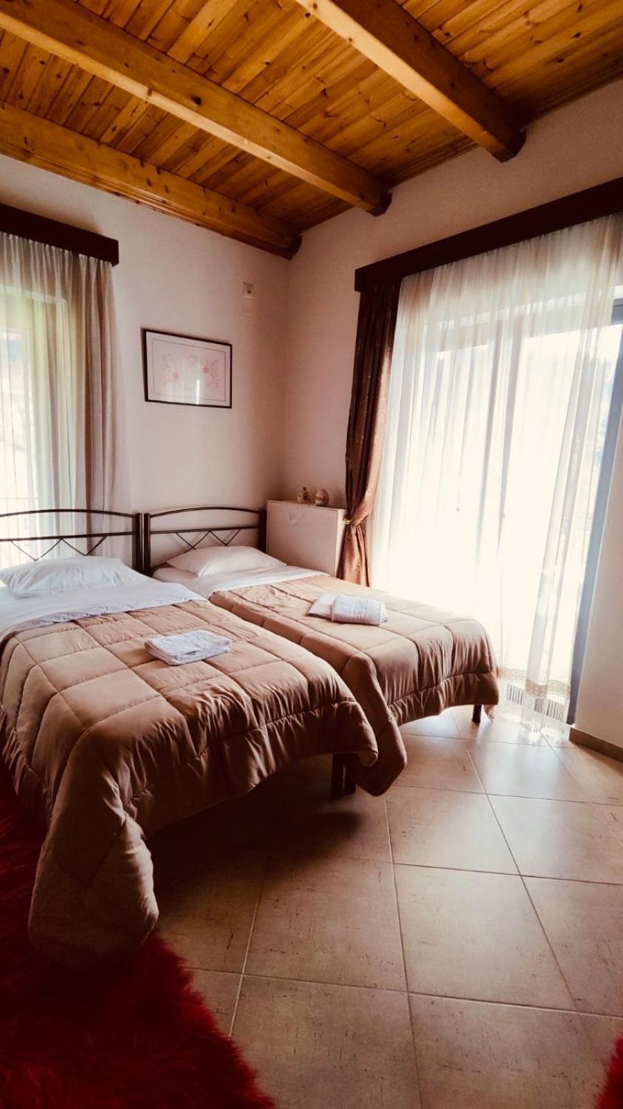 Villa Athamanio - Suite Luaran gambar